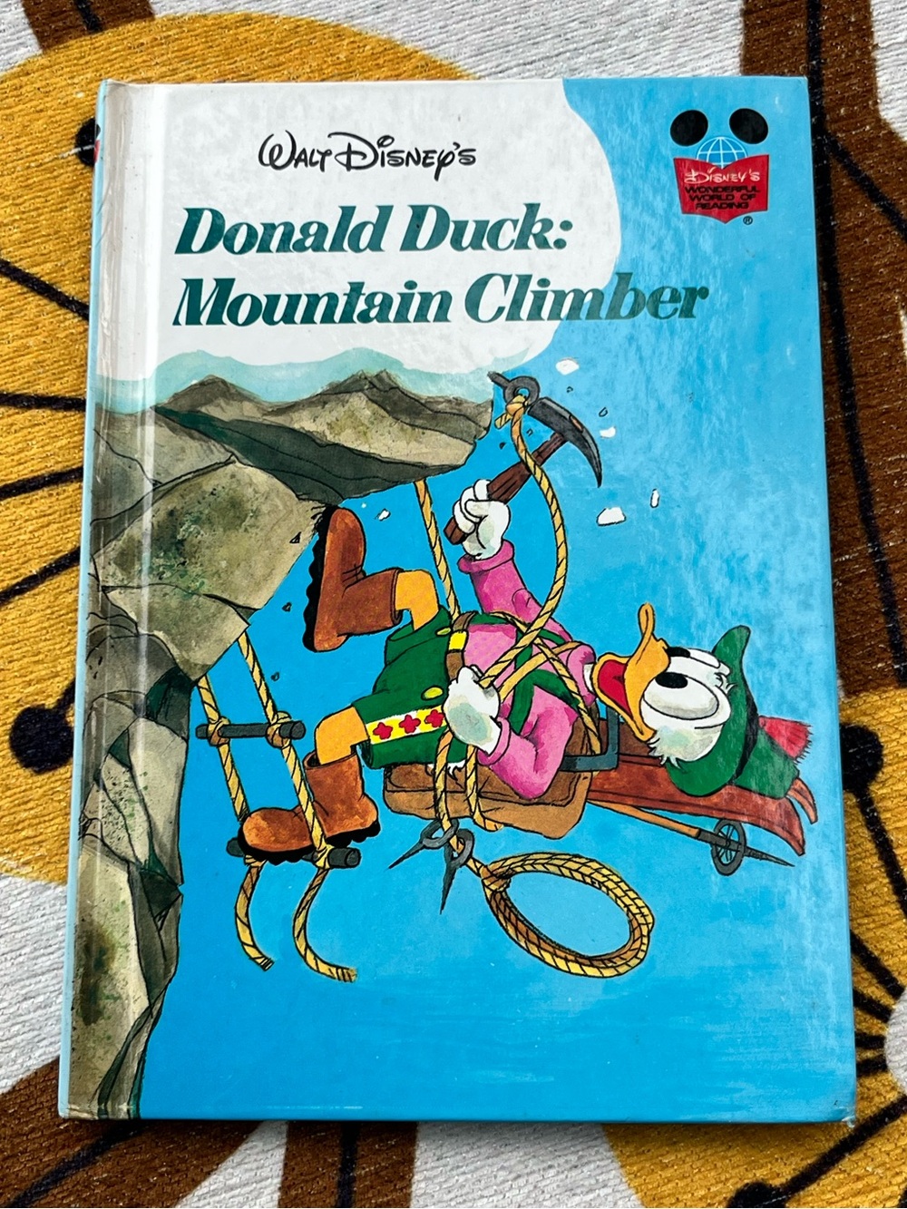 Vintage 1978 Disney Donald Duck Mountain Climber Grolier Book Club Edition